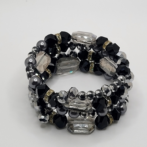 Silver Tone Black Clear Glass Stone Bead Memory Wire Wrap Bracelet - Picture 2 of 4